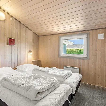 Holiday home Beautiful In Haderslev With Sauna Arosund